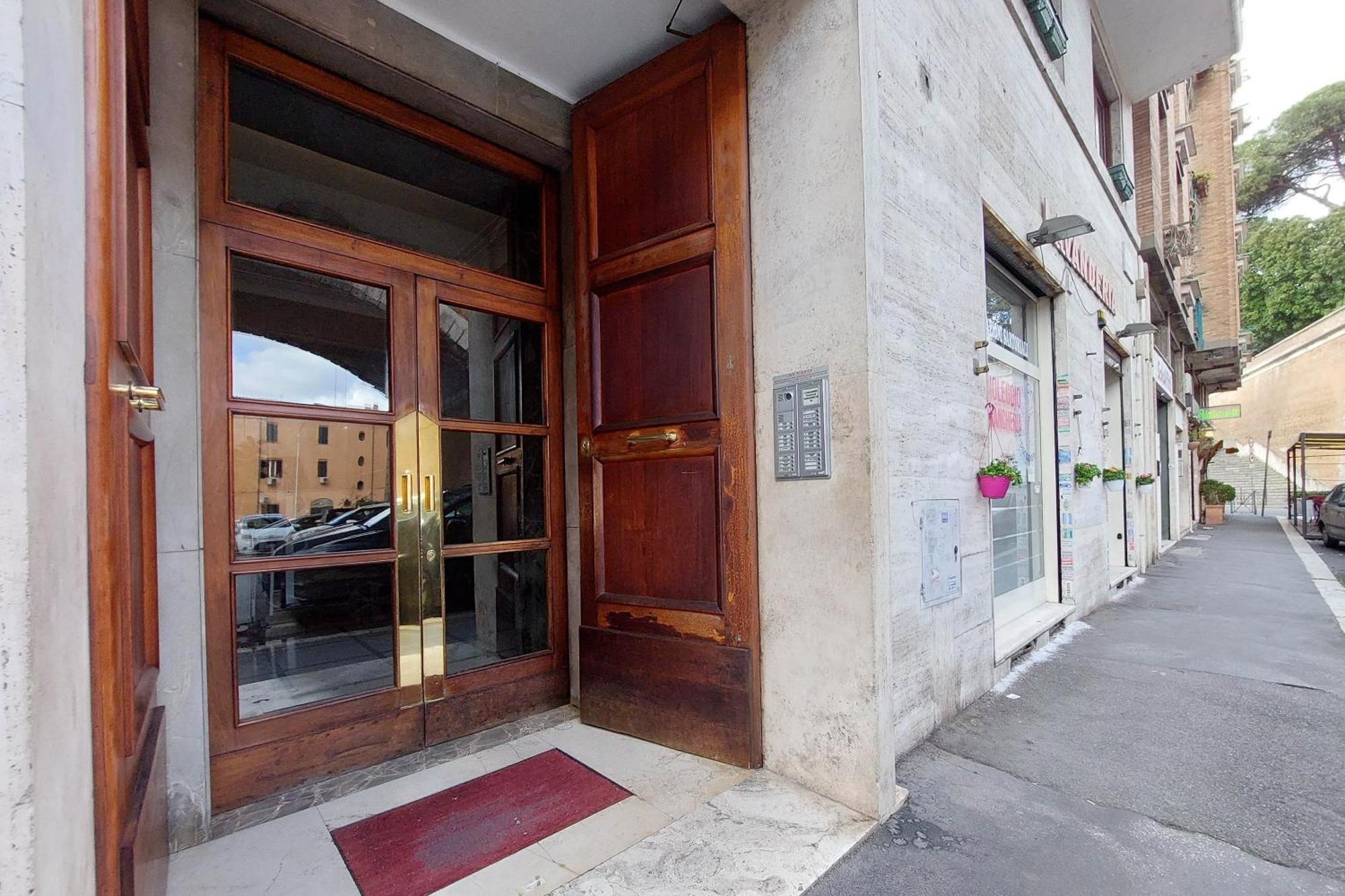 Apartment Ych-una Finestra Sulla Cupola Di San Pietro *
